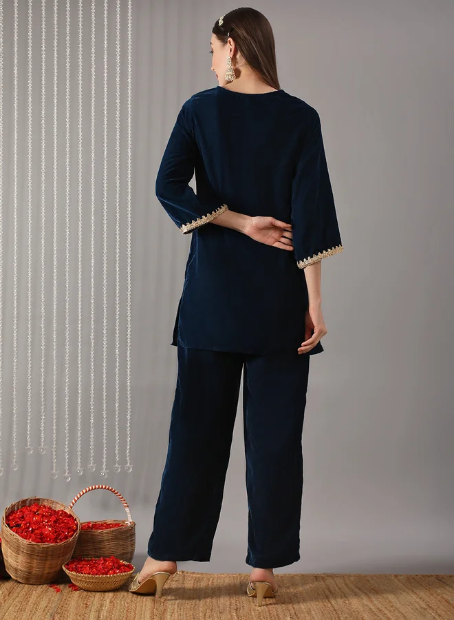 globus Women Navy Blue Velvet Round Neck Kurta with Wide Leg Trousers Co-Ords